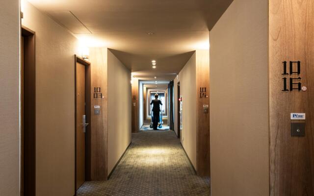Home Hotel