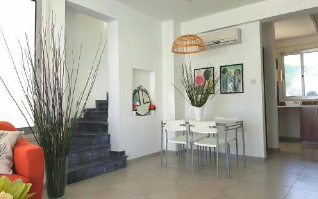 Colonial Beach Villa 33