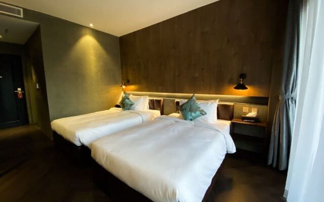 CHECK inn Phnom Penh BKK 1