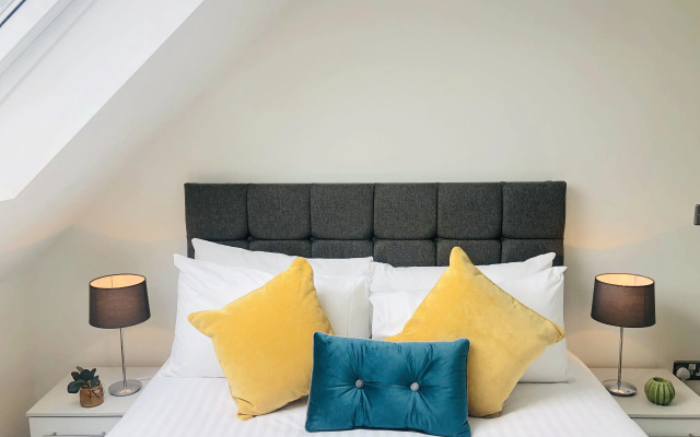1 & 2 Bedroom Shield House Apartments Sheffield Centre