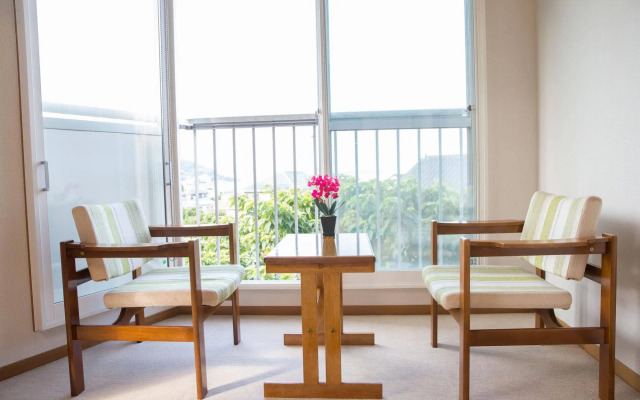 Atami Red House