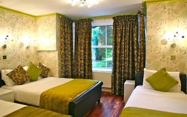 Crompton Guest House