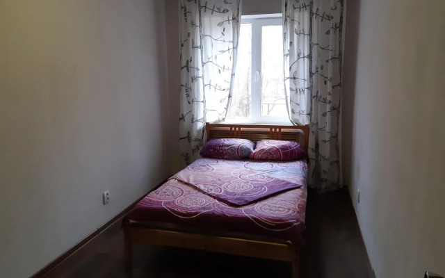 Apartments on Bolotnikova street 4