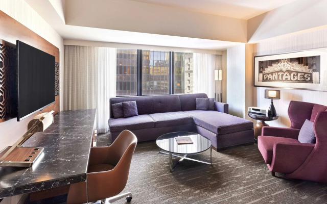 Sheraton Grand Los Angeles