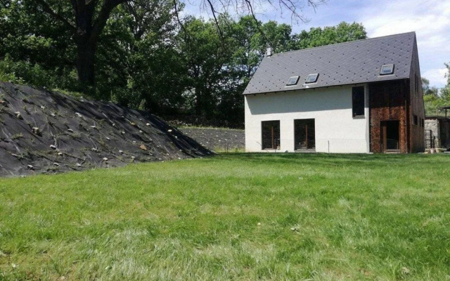 Villa in Prague With Jacuzzi
