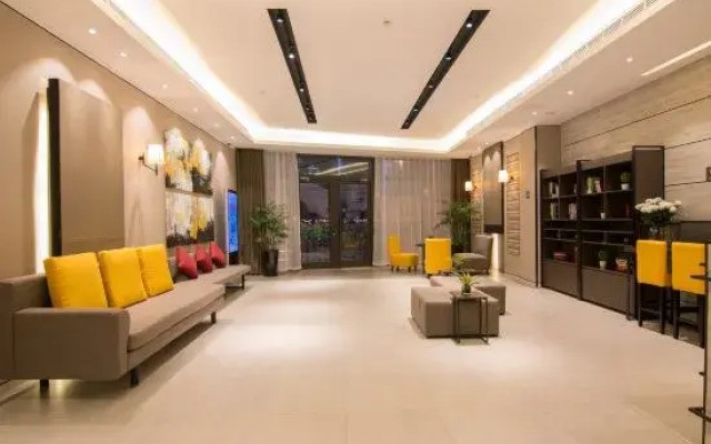 Homeinn Plus Hotel (Shanghai Sichuan North Road Subway Station)