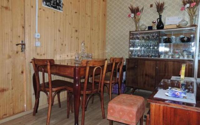 Ushgulitour`s Guesthouse