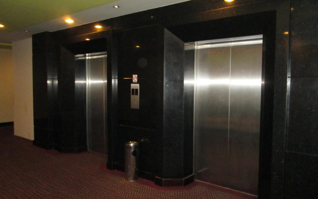 Hotel Kini