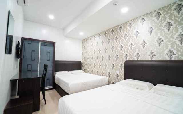 Crystal Garden Hotel (Tasik Selatan)