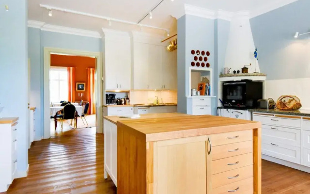 15 Person Holiday Home in Hjortkvarn-by Traum