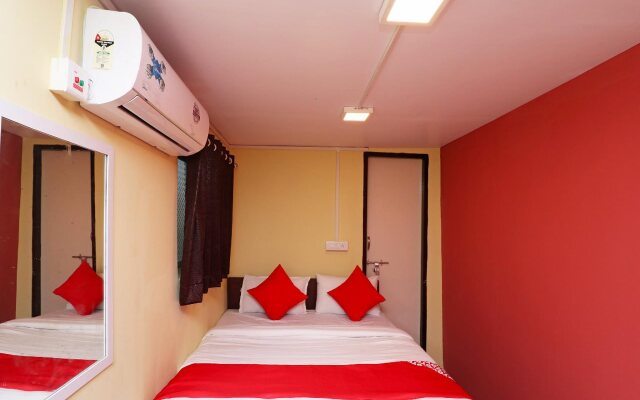 People's Castle By OYO Rooms