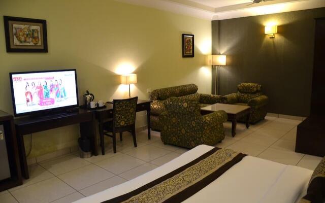 Deventure Hotel