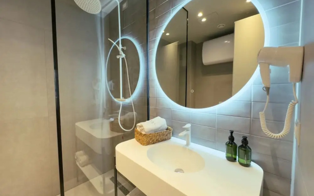 Zins Luxury Room 04 in Durr s