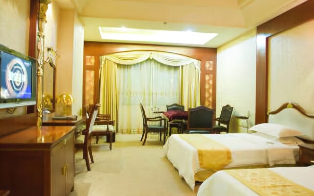 Emp-court Hotel