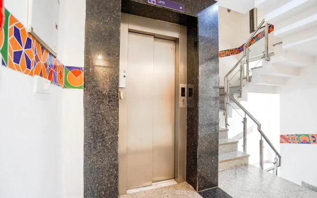 FabHotel NStay 32