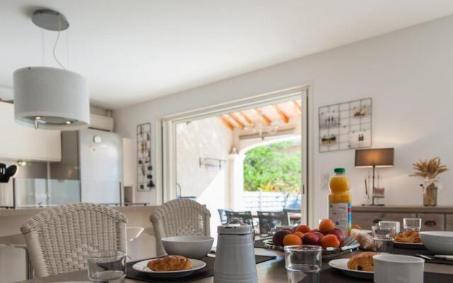 Villa Deidière 6pers/piscine/pétanque/clim