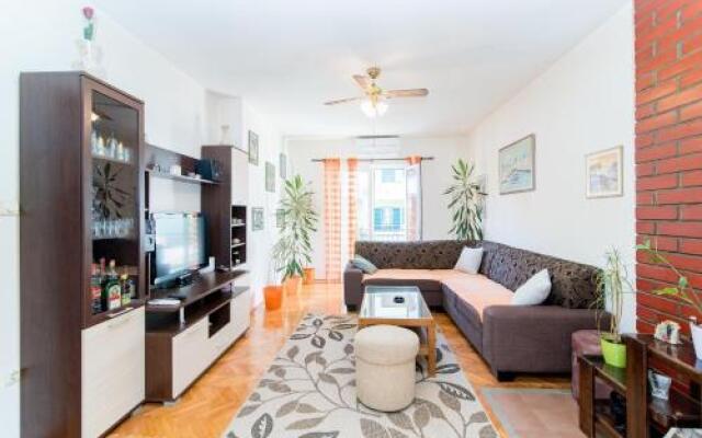 Apartment Lena