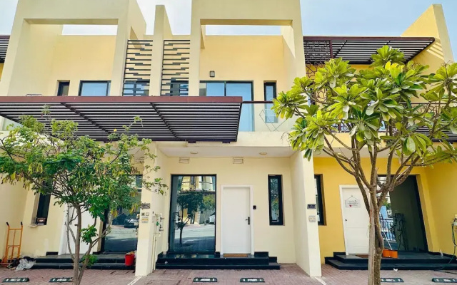 Dubai- 1bhk Villa Townhouse