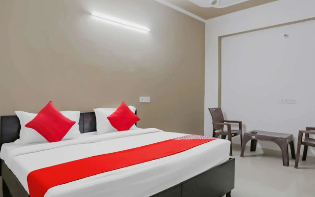 R P Residency by OYO Rooms