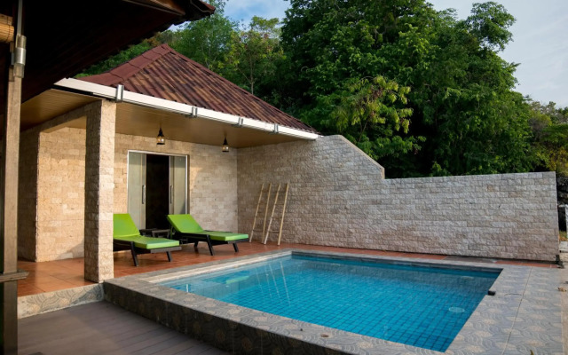 Sylvia Beach Villa