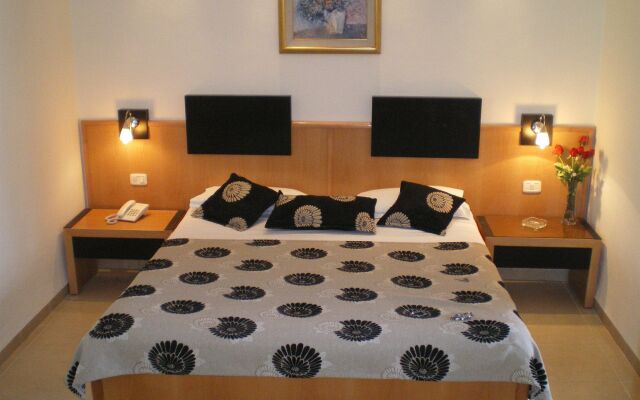 Hotel Les Palmiers Beach Holiday Village