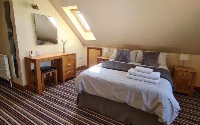 Lyde Cross Coach House