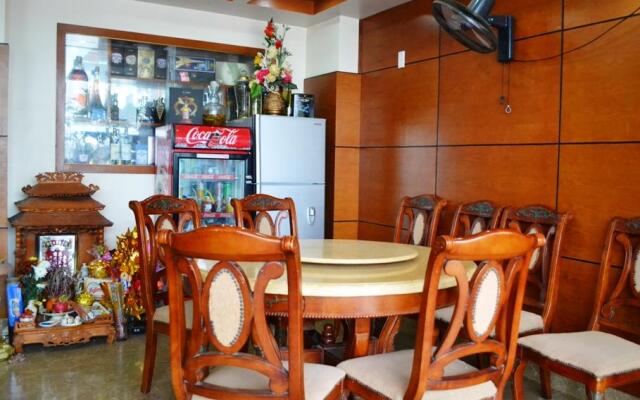 Thu Ha Hotel Catba
