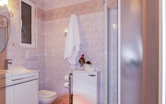Stunning Home in Crikvenica With 5 Bedrooms and Wifi
