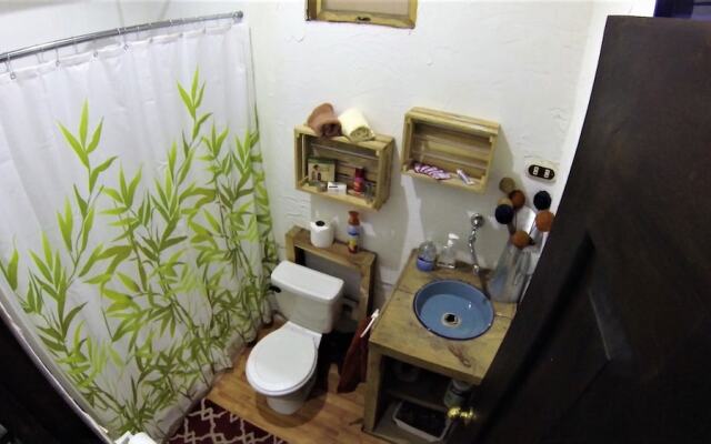 Cozy Mountain Cabin Antigua AN020