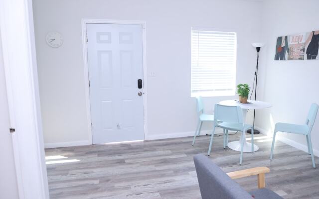 Douglas Rd Apartments