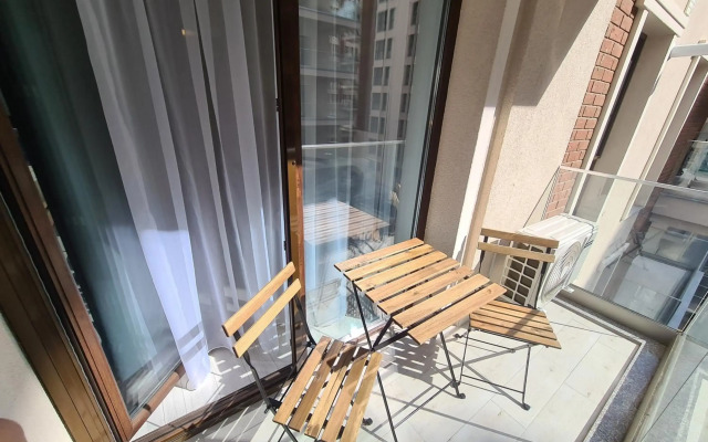 Moghioros Park Residence DUM3