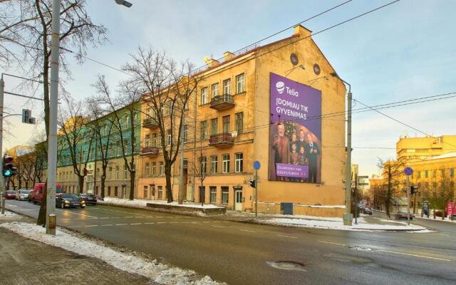 Romantic City Center Apartment in Vilnius Old Town