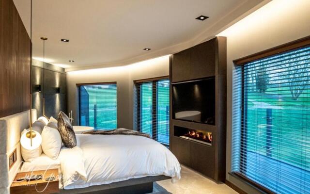 Cave Hotel near Canterbury
