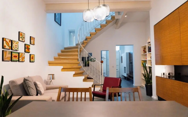 One of a Kind - A Luxury Eclectic Home