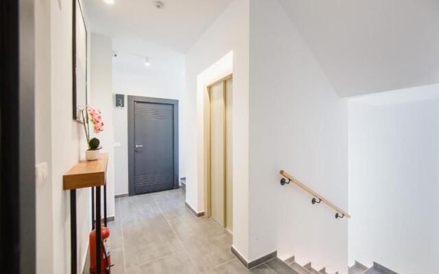 Pink Sahara at EAS Residence