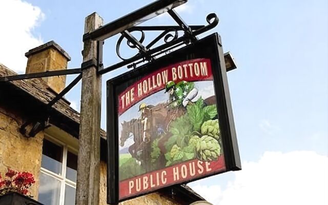 The Hollow Bottom - B&B