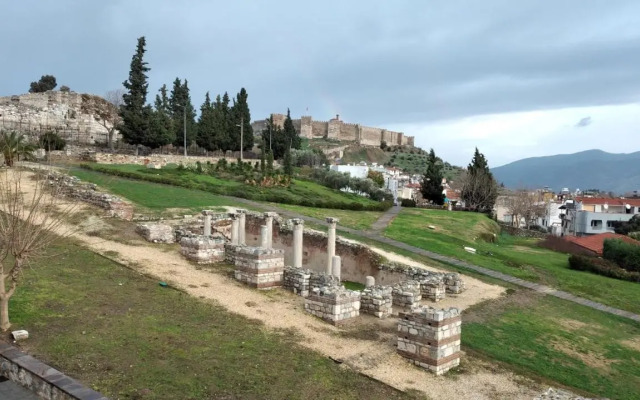 Ephesus Selcuk Castle View Suites