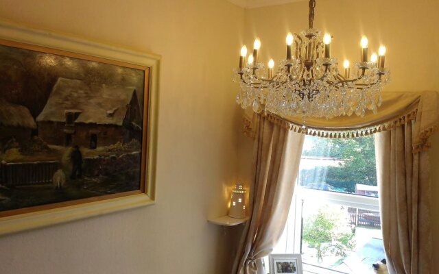 Min y Don Guest House 5 Gold