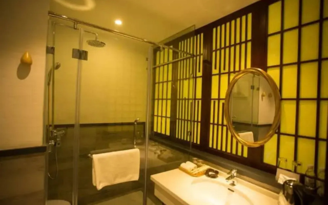 Huazhuyue·Moganshan Yunjipo Hot Spring Beauty Villa (Houwu Transfer Center Store)