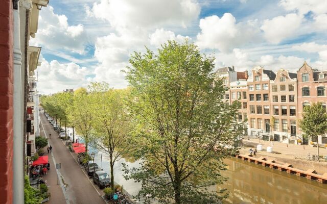 Red Ox - Super Central Canal View Rooms