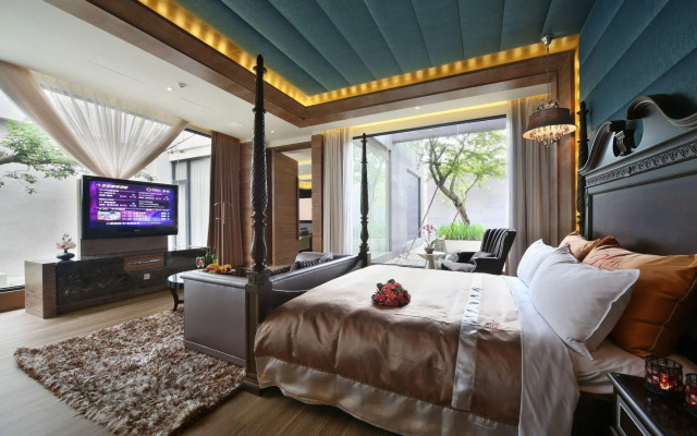 Han Guan Motel
