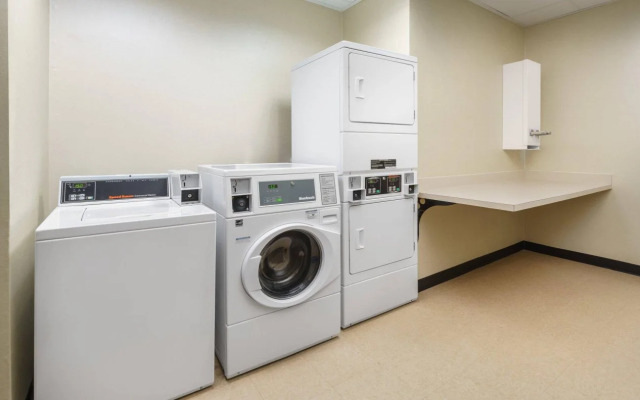 Residence Inn Charleston North/Ashley Phosphate