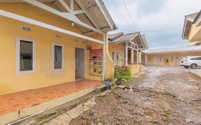 OYO 2369 Cempaka Homestay
