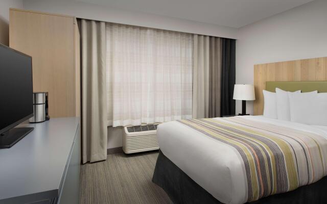 Country Inn & Suites by Radisson, Seattle-Tacoma International Airport, WA