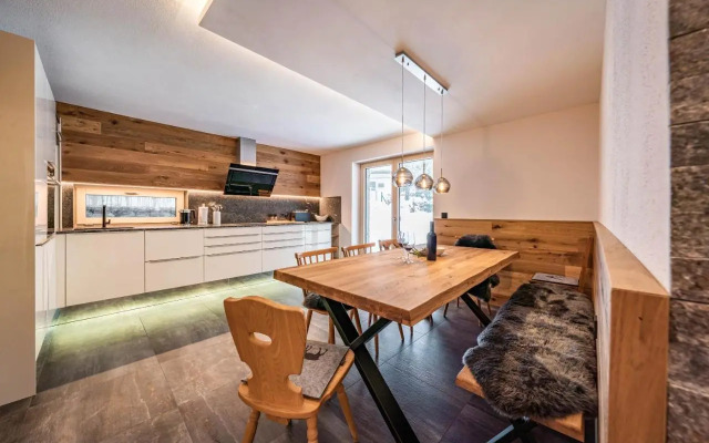 Chalet Alpendomizil Ahorn