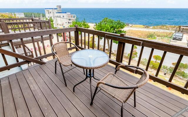 Goseong Sea&star Pension