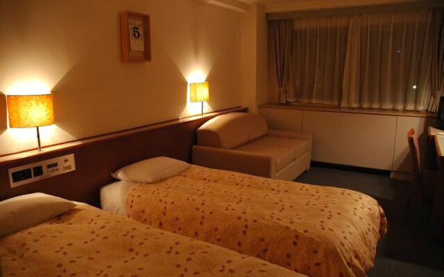 The Palace Side Hotel