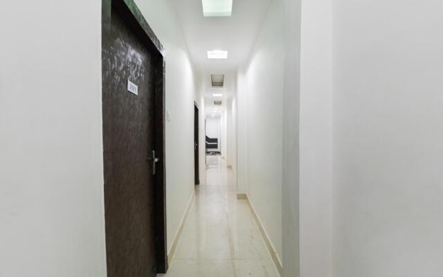 OYO 33022 Hotel Central Park