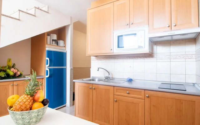 Apartamentos Punta Marina by LIVVO