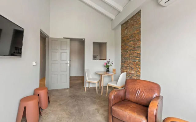 PM78 Boutique Apartments